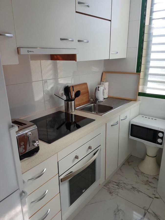Apartment Casa Palmera Only 150 Meters To The Beach, Heated Pool, Wifi, Sat-Tv, Balcony With Poolview Arona  Exterior foto